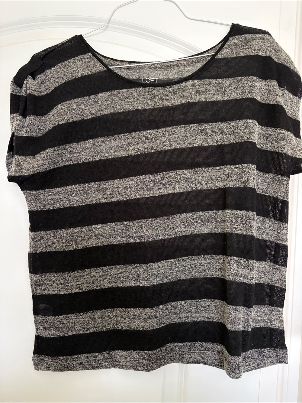 LOFT Black & Gray Striped Short Sleeve Tee